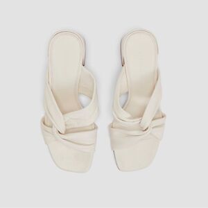 New Everlane The Day Twist Heel in Canvas Size 6